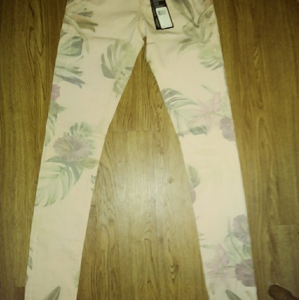 Guess Jeggings stretchy